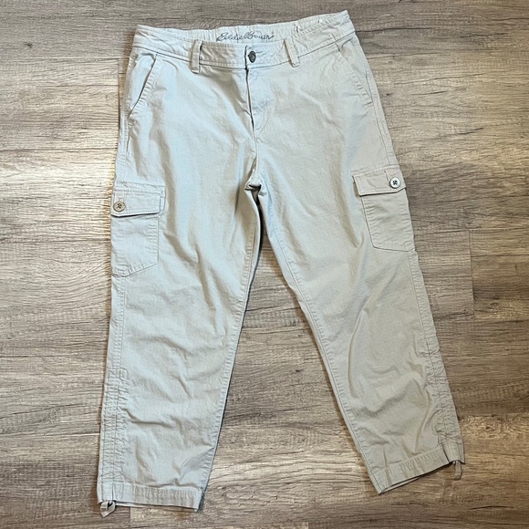 Eddie Bauer Pants - EDDIE BAUER Women’s Capris (Size 8)